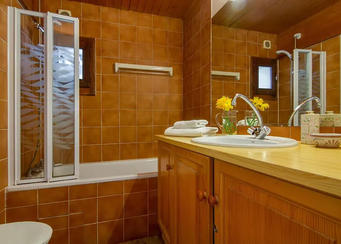 Igloo 12 In - Out - Happy